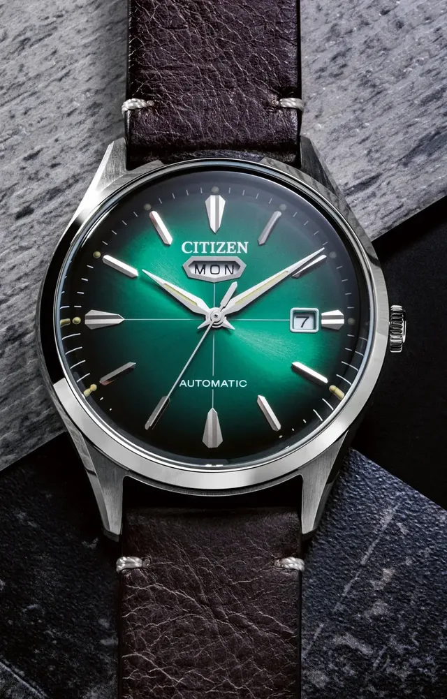Citizen: C7, grünes Zifferblatt