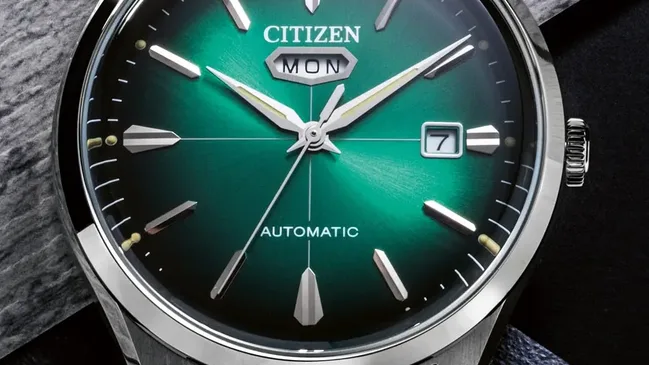Citizen: C7, grünes Zifferblatt