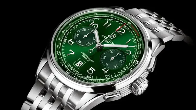 Breitling Premier B01 Chronograph 42 mit grünem Blatt und Stahlband