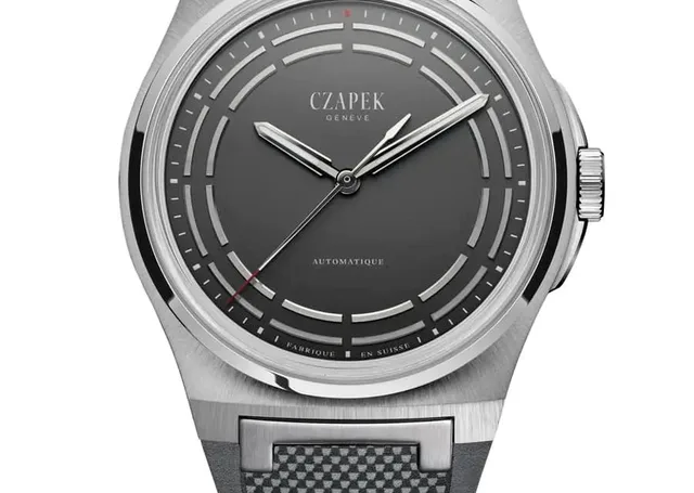 Czapek: Antarctique Titanium Dark Sector mit Kautschukband