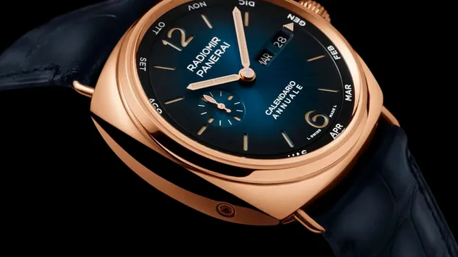 Panerai: Radiomir Jahreskalender PAM01363 in Goldtech