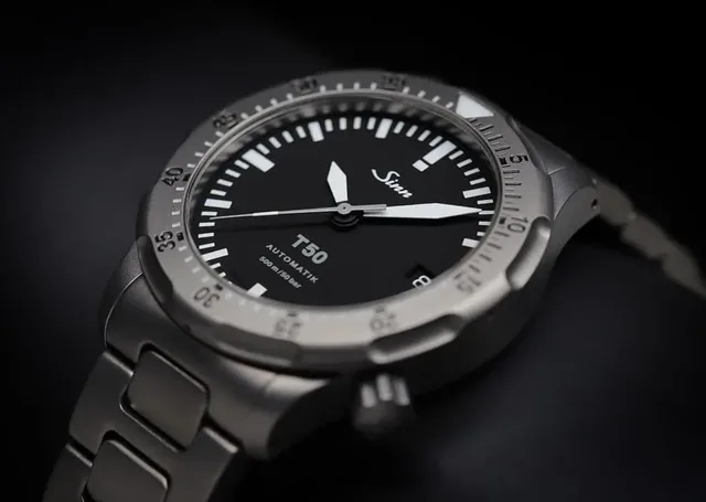 Sinn Spezialuhren: T50