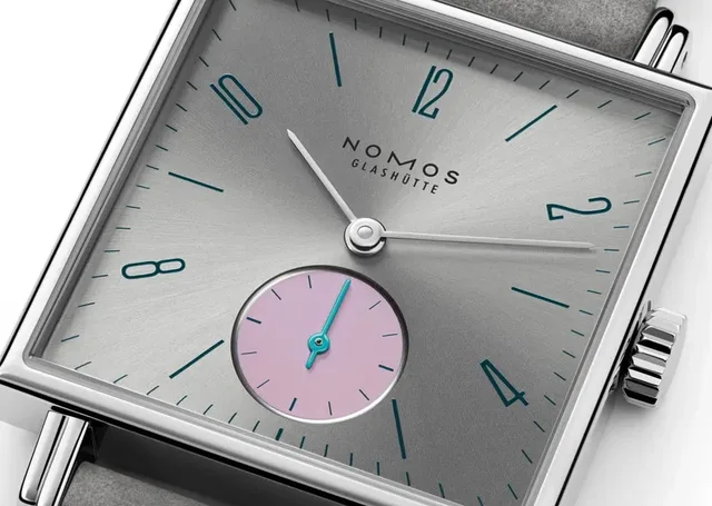 Nomos Glashütte: Tetra Die Unerreichbare in Silber