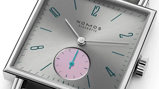 Nomos Glashütte: Tetra Die Unerreichbare in Silber