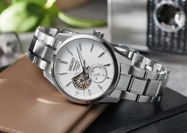Seiko Presage Sharp Edged Referenzen SPB415J1 und SPB417J1 mit Drei-Tage-Automatikwerk und neuem Design