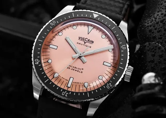 Vulcain: SkinDiver Nautique Salmon Dial