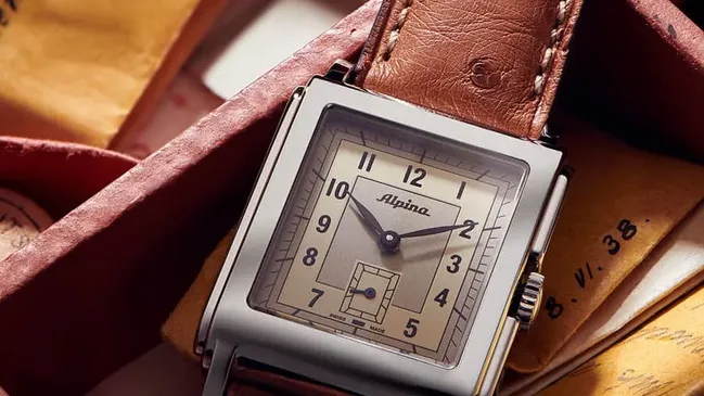 Alpina Heritage Carrée Mechanical 140 Years mit silberfarbenem Blatt