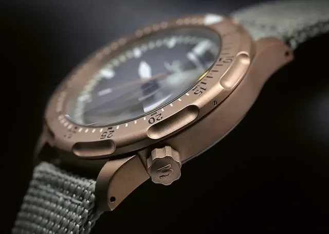 Sinn Spezialuhren: T50