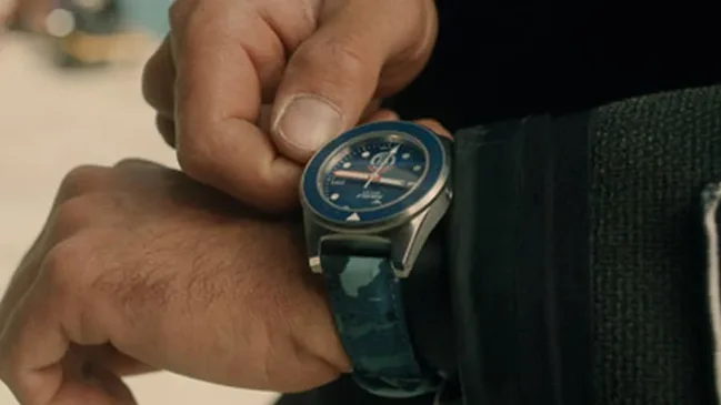 Natürlich lassen sich Automatikuhren auch von Hand aufziehen