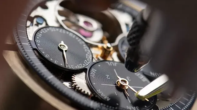 Detail Uhr Frederique Constant