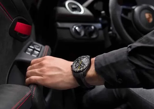 Porsche Design Chronograph Spyder RS passt perfekt zum Porsche 718 Spyder RS