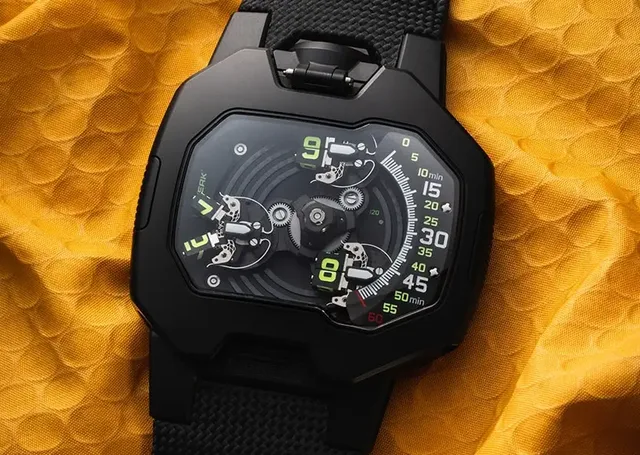 Urwerk UR-120 “Space Black”