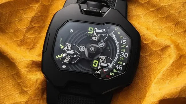 Urwerk UR-120 “Space Black”