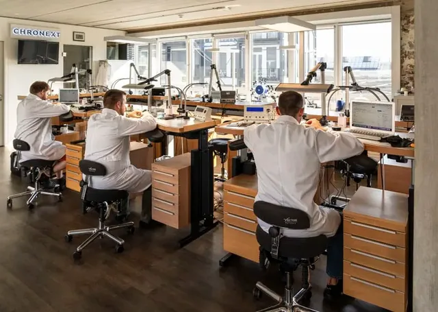 Im Service-Center von Chronext in Köln sind 20 Mitarbeiter tätig