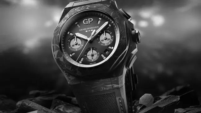 Girard-Perregaux: Laureato Absolute Chronograph 8Tech