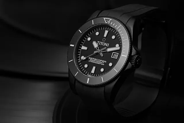 Titoni Seascoper 300 DLC Black Edition