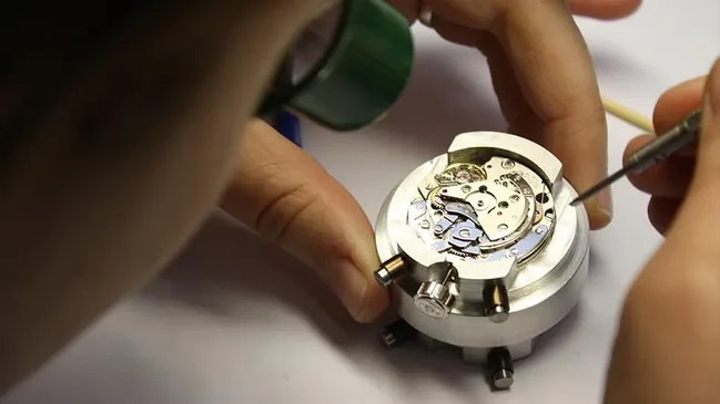 Bayerische Uhrmachermeisterschule Handwerk