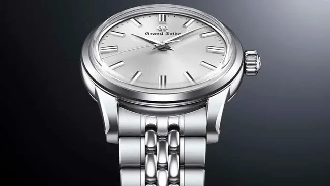 Die elegante Grand Seiko SBGW305 mit Edelstahlband