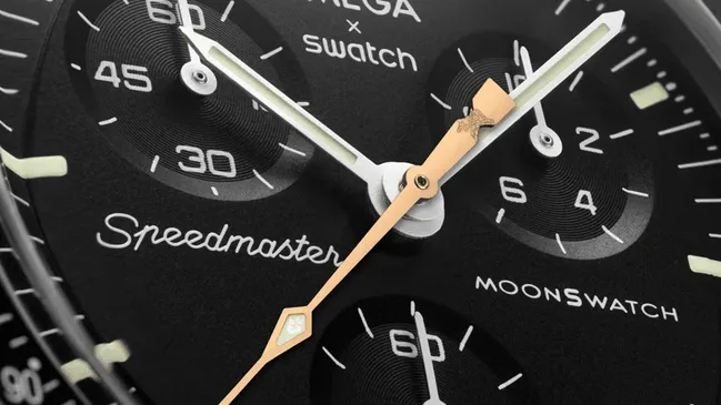 MoonSwatch Mission to the Moon Moonshine Gold Beaver Moon