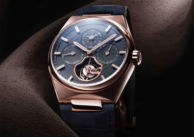 Das Frederique Constant: Highlife Tourbillon Perpetual Calendar Manufacture kombiniert zwei große Komplikationen