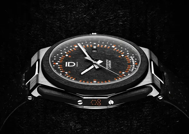 ID Genève x CompPair CIRCULAR C - Regenerative CarbonTM