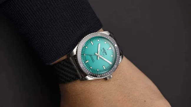 Vulcain: Skindiver Lagoon