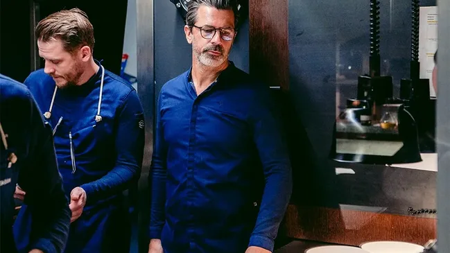 Finaler Check von Andreas Caminada eim Uccelin Charity Lunch