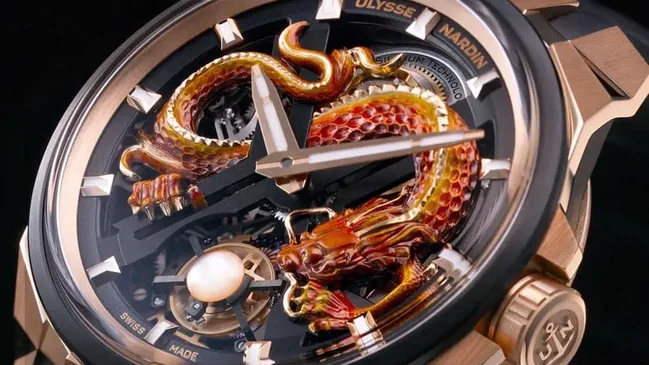 Zum chinesischen Jahr des Drachens zeigt Ulysse Nardin das Blast Tourbillon Dragon