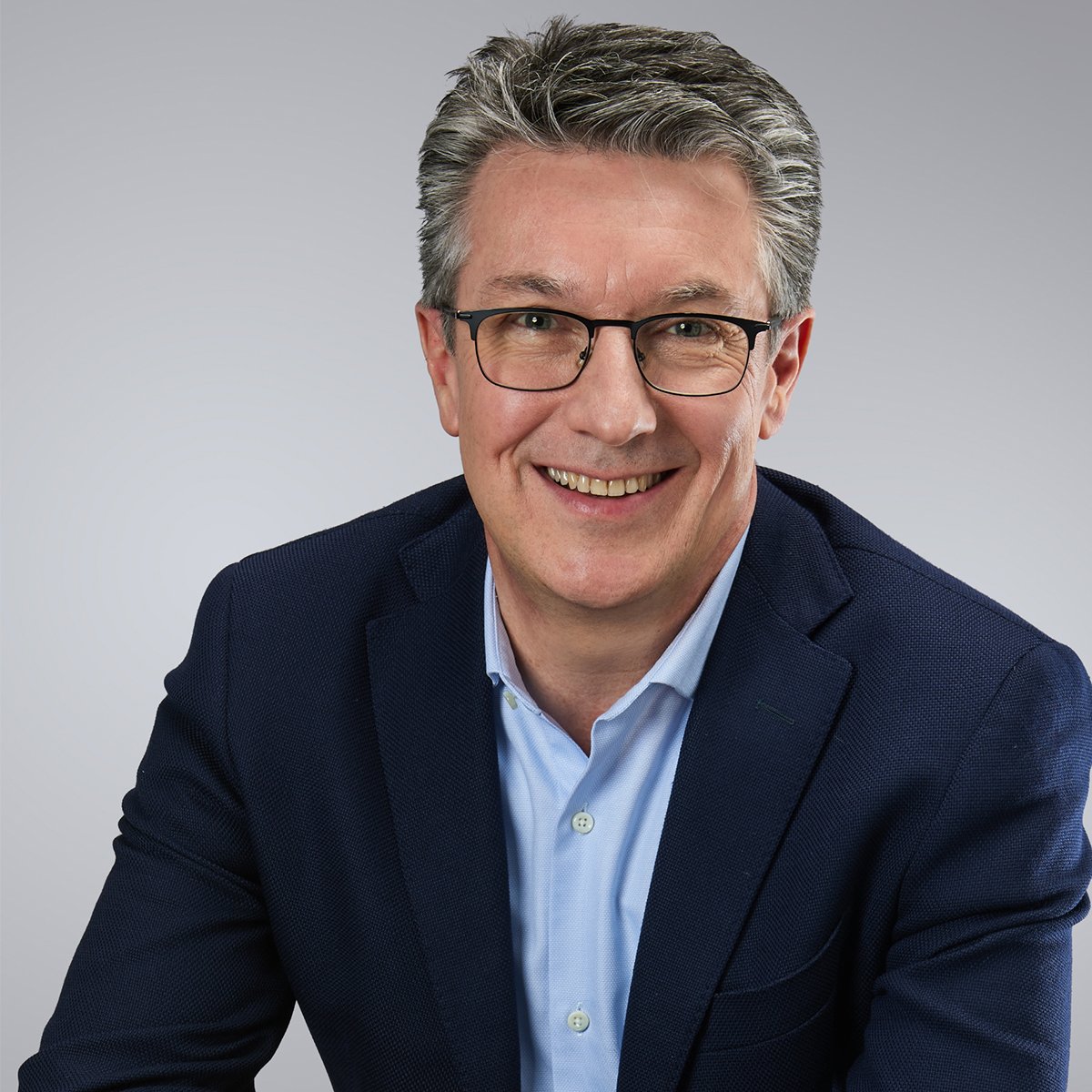 Pierre Burgun, CEO von 1977