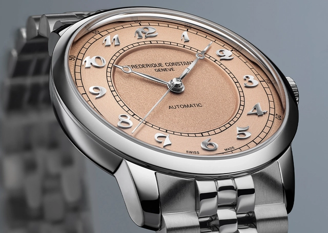Frederique Constant – Classics Première, Automatikuhr aus Edelstahl mit lachsfarbenem Zifferblatt