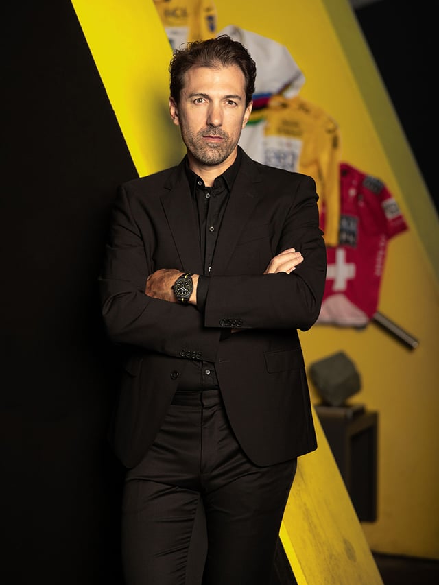 Fabian Cancellara trägt die schwarze Uhr Pelagos FXD Chrono „Yellow”