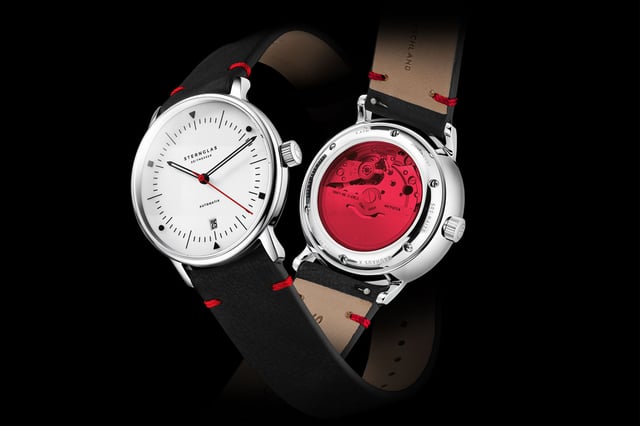 Sternglas: Naos Automatik Edition Bauhaus X mit roten Elementen