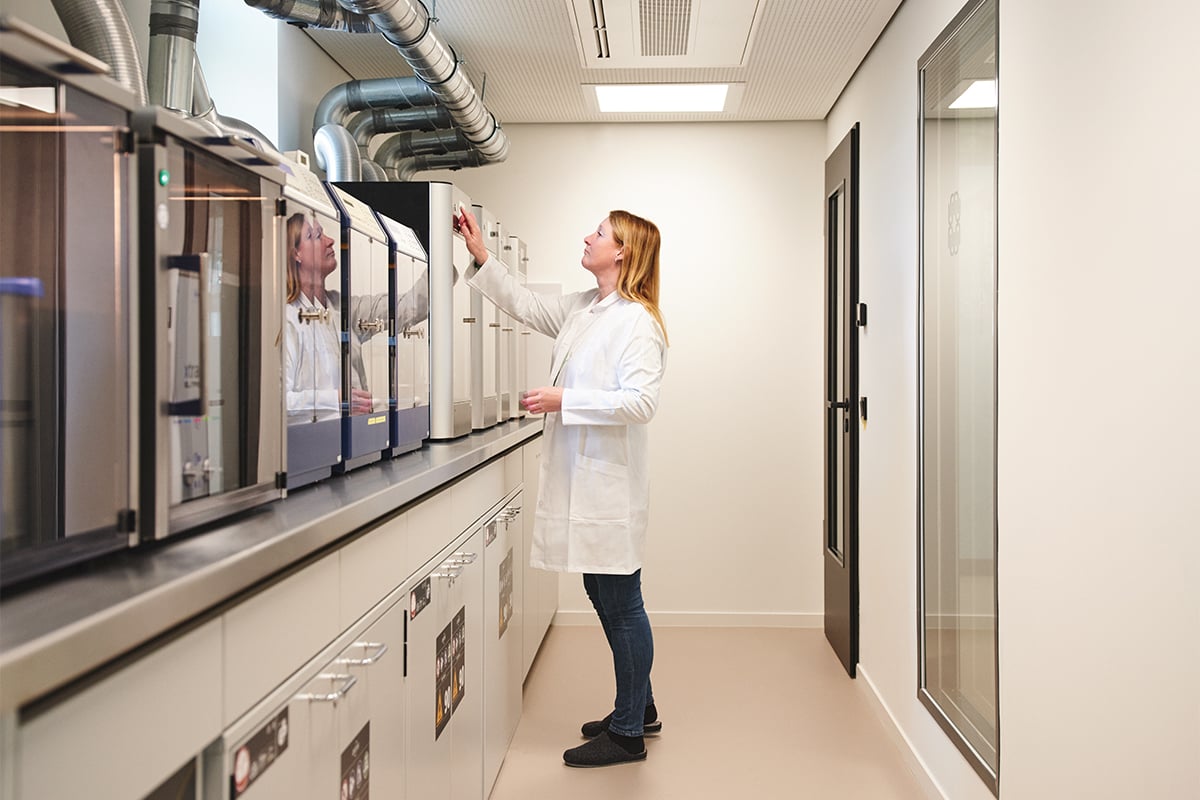 Beeindruckende Maschinen in der neuen Service-Zentrale vereinfachen die Abläufe