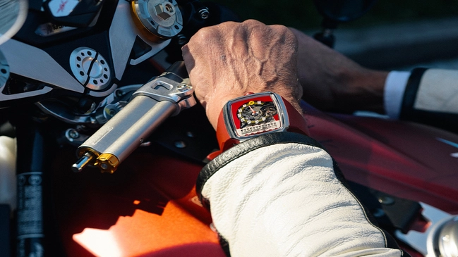 Hautlence – Linear Giacomo Agostini, ausgefallene Luxusuhr mit limitierter Stückzahl