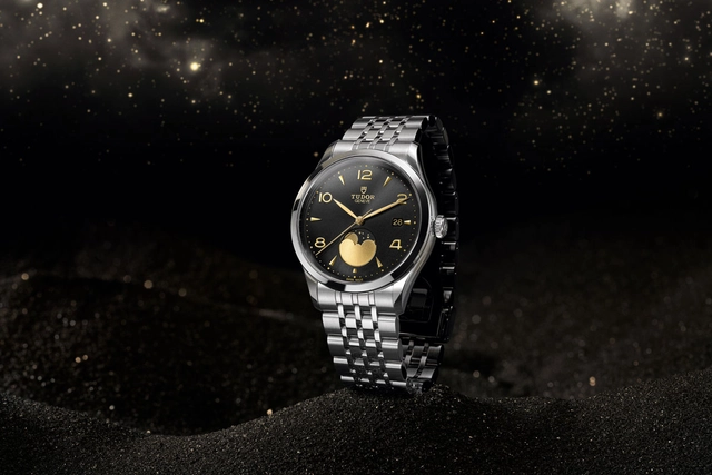 Tudor 1926 Luna mit schwarzem Zifferblatt