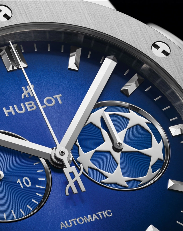 Hublot Classic Fusion Chronograph UEFA Champions League Titanium Zifferblattdetail
