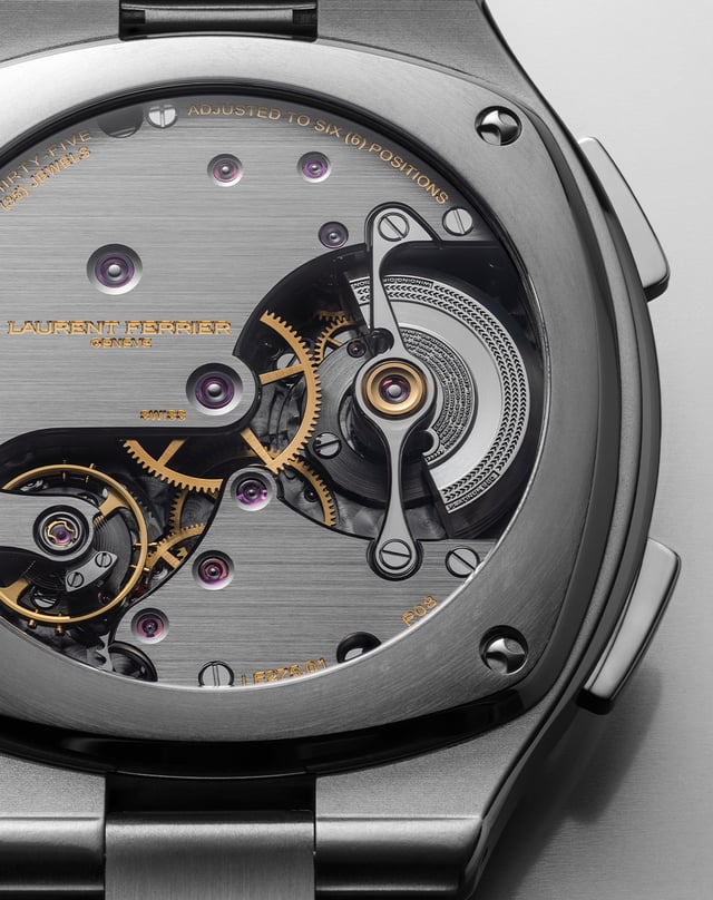 Laurent Ferrier – Sport Traveller Slate Grey, GMT-Uhr aus Titan mit Manufakturkaliber 