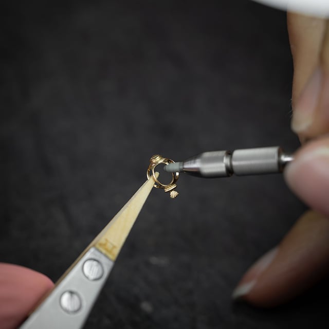 Jaquet Droz Petite Heure Minute Japanese Garden, Detail Laterne