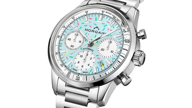 Norqain Freedom Chrono Enjoy Life “Sprinkles”, türkises Zifferblatt