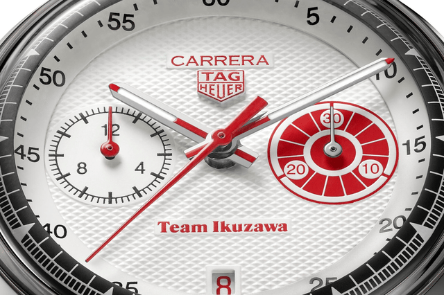 Detail, Zifferblatt der Tag Heuer Carrera Chronograph x Team Ikuzawa