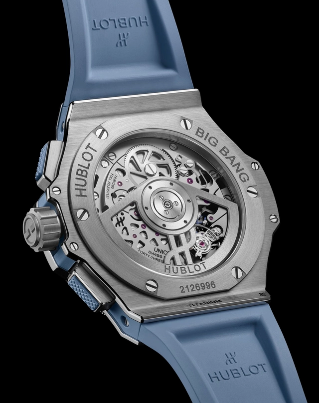 Hublot: In der Big Bang Original Unico Titanium Coal Blue tickt das Unico-Manufakturkaliber HUB1280.