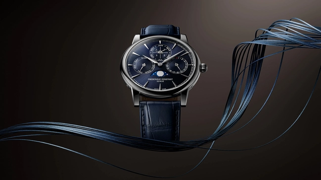 Frederique Constant Classic Perpetual Calendar Manufacture, Referenz FC-776N3H6, Uhr vor schwarzem Hintergrund