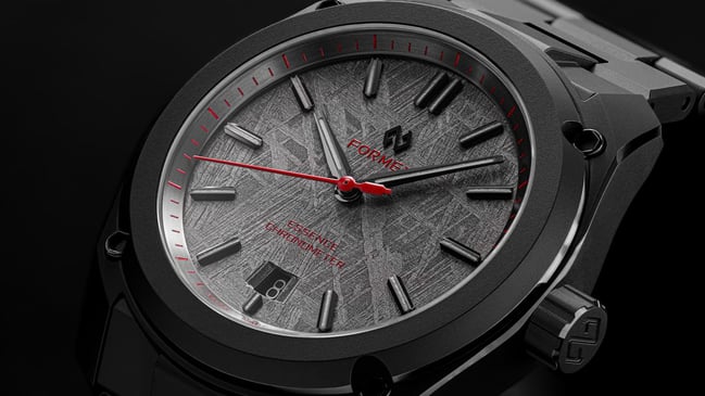 Formex: Essence Ceramica 41 mm Dark Matter Redshift CloseUp