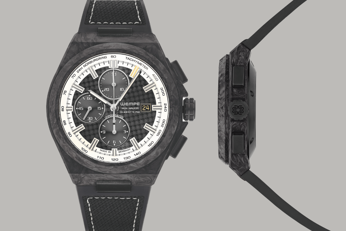 Der Wempe Iron Walker Chrono XL Carbon Model 24h Nürburgring Edition von vorne und der Seite