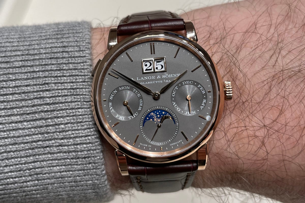 A. Lange & Söhne: Saxonia Jahreskalender 36 mm Roségold