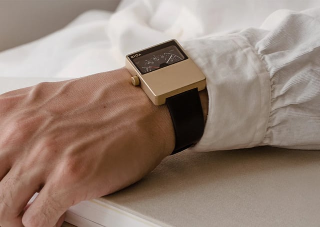 Void Watches – V02MKII, ausgefallene Uhr aus Edelstahl mit besonderer Zeitanzeige