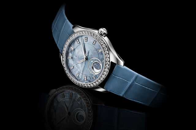 Glashütte Original: Lady Serenade, Ref, 1-35-14-04-12-04, Uhr schräg