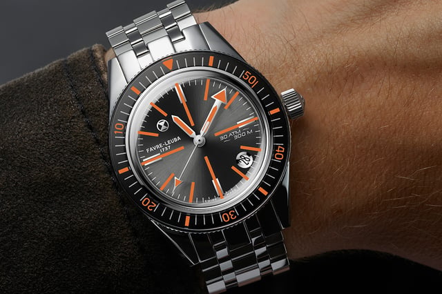 Favre Leuba Deep Raider Revival, Uhr am Handgelenk