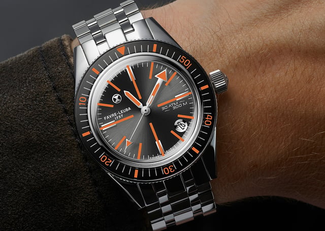 Favre Leuba Deep Raider Revival, Uhr am Handgelenk
