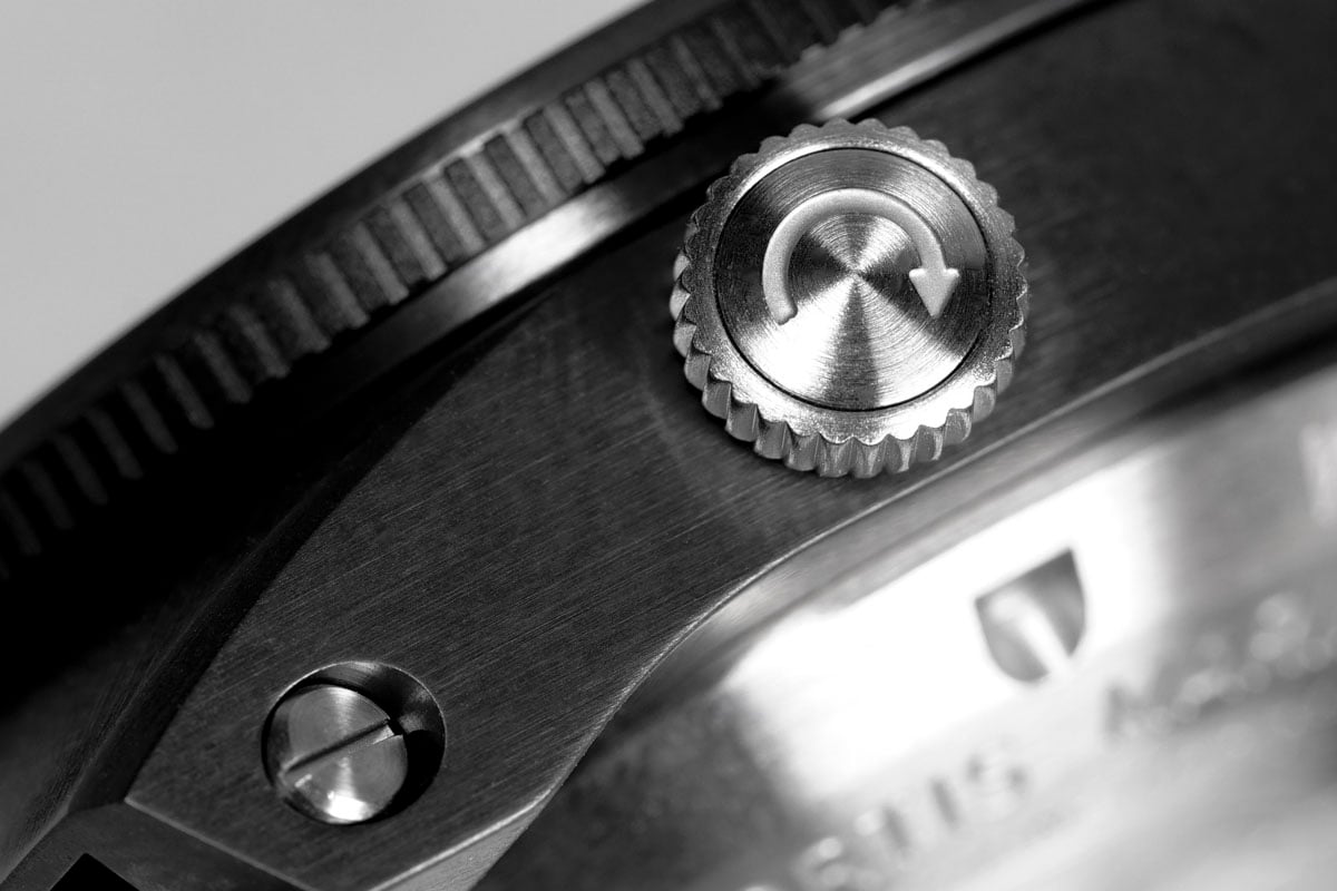 Fortis: Marinemaster M-44 Gravity Black Krone